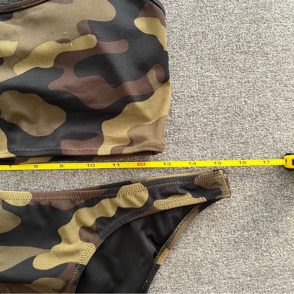 Volcom Camo Bikini - Picture 6 of 9